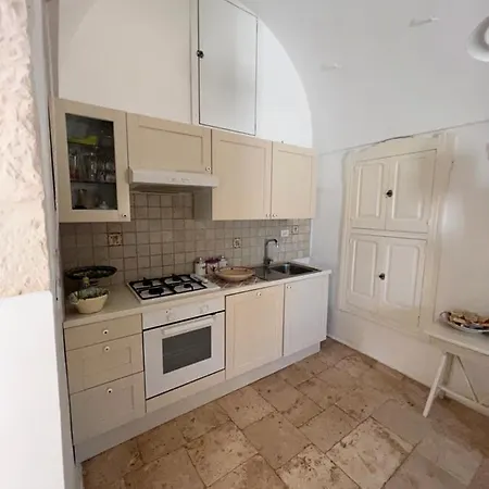 Apartment Trulli White *