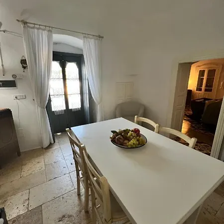Trulli White Apartment