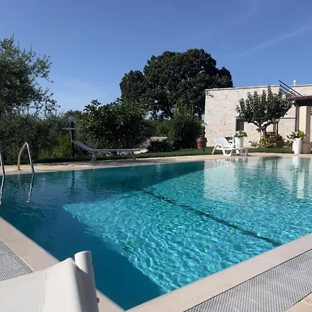 Apartment Trulli White *